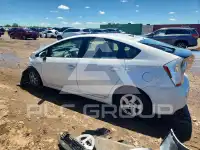 2011 Toyota PRIUS фото