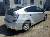 2011 Toyota PRIUS фото