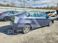 2011 Toyota PRIUS фото