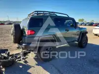 2011 Toyota FJ Cruiser фото