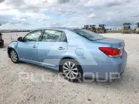 2011 Toyota AVALON photo
