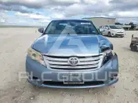 2011 Toyota AVALON photo
