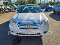2011 Toyota AVALON photo
