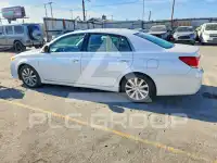 2011 Toyota AVALON фото