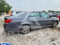 2011 Toyota AVALON фото
