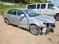 2011 Toyota AVALON photo