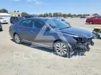 2011 Toyota AVALON фото