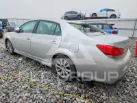 2011 Toyota AVALON photo