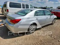2011 Toyota AVALON photo