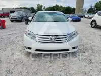 2011 Toyota AVALON photo
