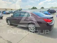 2011 Toyota AVALON photo