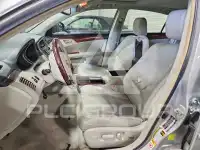 2011 Toyota AVALON фото