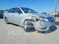 2011 Toyota AVALON фото
