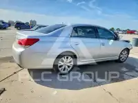 2011 Toyota AVALON photo