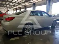 2011 Toyota AVALON photo