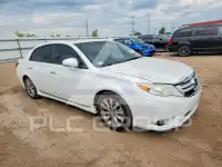 2011 Toyota AVALON фото