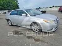 2011 Toyota AVALON фото