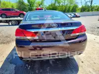 2011 Toyota AVALON фото