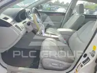 2011 Toyota AVALON photo