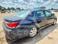2011 Toyota AVALON photo
