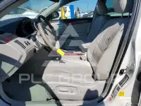 2011 Toyota AVALON фото