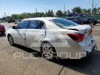 2011 Toyota AVALON фото