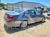 2011 Toyota AVALON фото