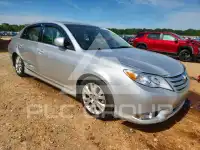 2011 Toyota AVALON фото