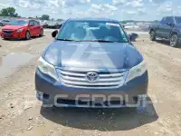 2011 Toyota AVALON photo
