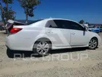 2011 Toyota AVALON фото