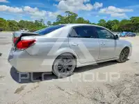 2011 Toyota AVALON фото