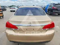 2011 Toyota AVALON фото