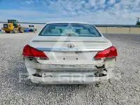 2011 Toyota AVALON photo