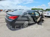 2011 Toyota AVALON фото