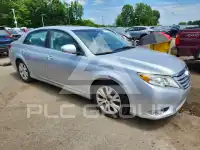 2011 Toyota AVALON фото