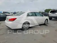 2011 Toyota AVALON photo