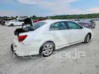 2011 Toyota AVALON фото
