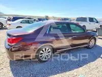 2011 Toyota AVALON photo