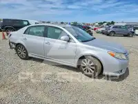 2011 Toyota AVALON photo