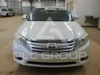 2011 Toyota AVALON photo