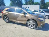 2011 Toyota VENZA photo