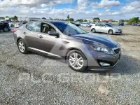 2011 KIA Optima photo