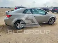 2011 KIA Forte photo
