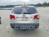 2011 KIA Sorento photo