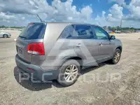 2011 KIA Sorento photo