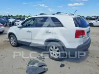 2011 KIA Sorento photo
