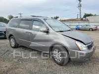 2011 KIA Sedona фото