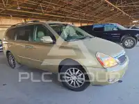 2011 KIA Sedona фото