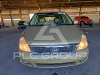 2011 KIA Sedona фото