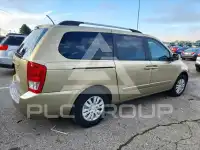 2011 KIA Sedona фото